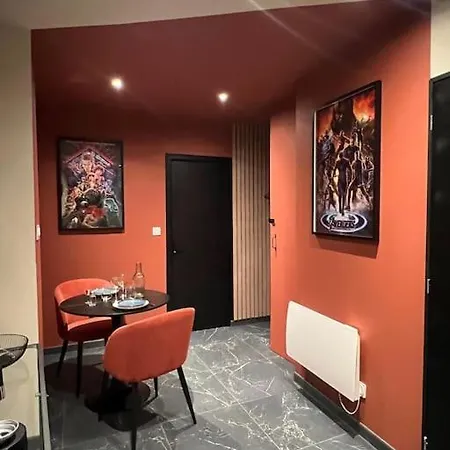 Le Cine-Nid Apartment Moulins  Exterior photo